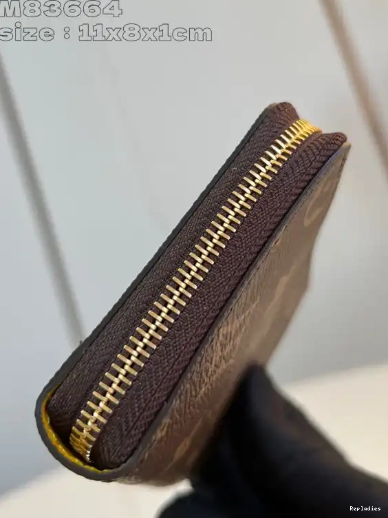 Fake Louis Bags Louis Vuitton Wallet-11*8.5*1.5CM Noa Compact 0629